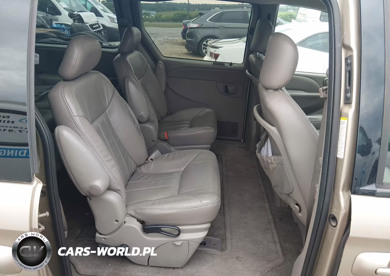 2003 Chrysler Town & Country Lxi VIN:2C8GP54L73R238609 - 8