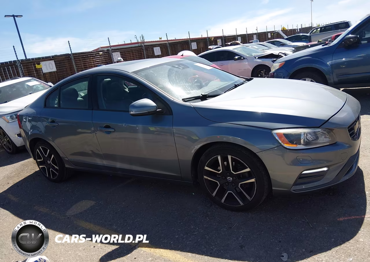 2017 Volvo S60 T5 Dynamic VIN:YV126MFL1H2425043 - 13