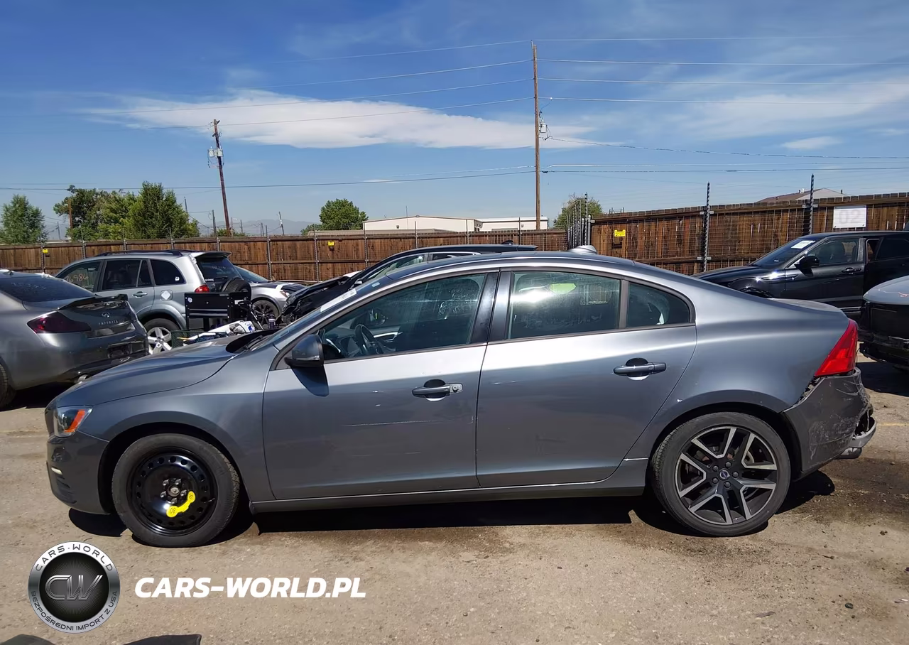 2017 Volvo S60 T5 Dynamic VIN:YV126MFL1H2425043 - 14
