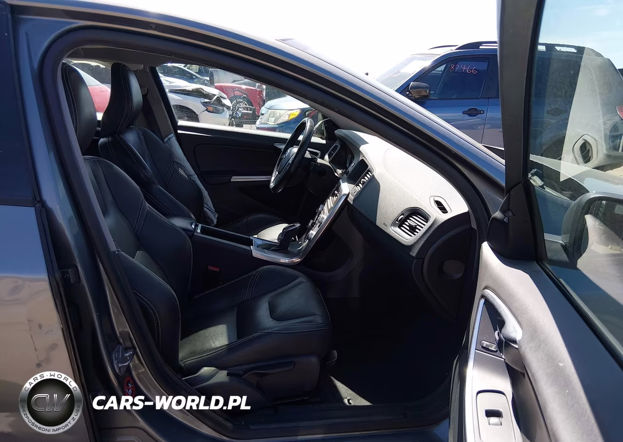 2017 Volvo S60 T5 Dynamic VIN:YV126MFL1H2425043 - 5