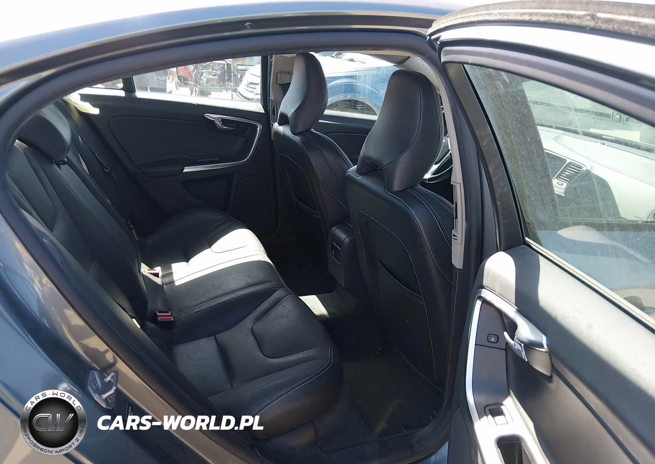 2017 Volvo S60 T5 Dynamic VIN:YV126MFL1H2425043 - 8