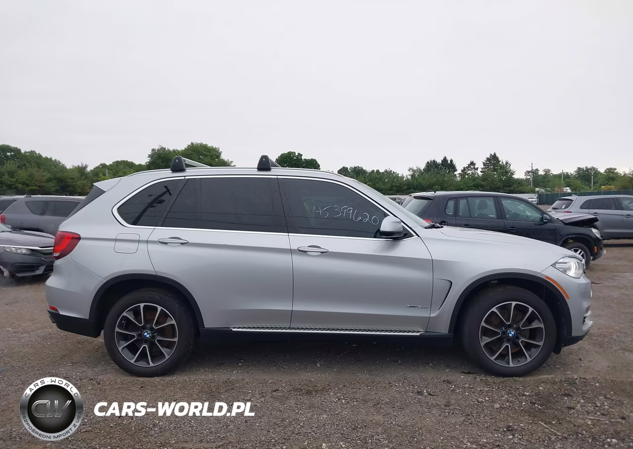 2016 BMW X5 xDrive50I VIN:5UXKR6C54G0J81167 - 14