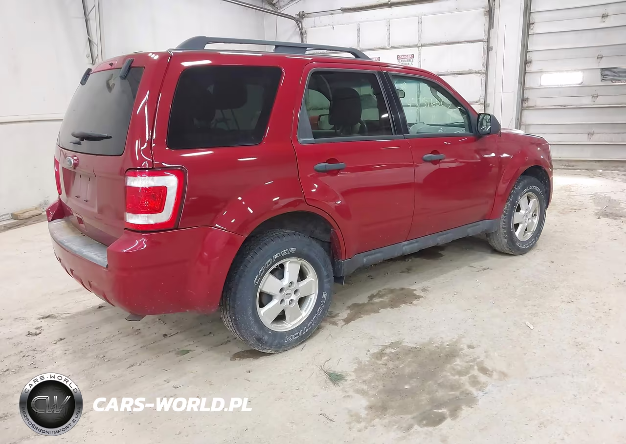 2011 Ford Escape Xlt VIN:1FMCU9D75BKB11580 - 4