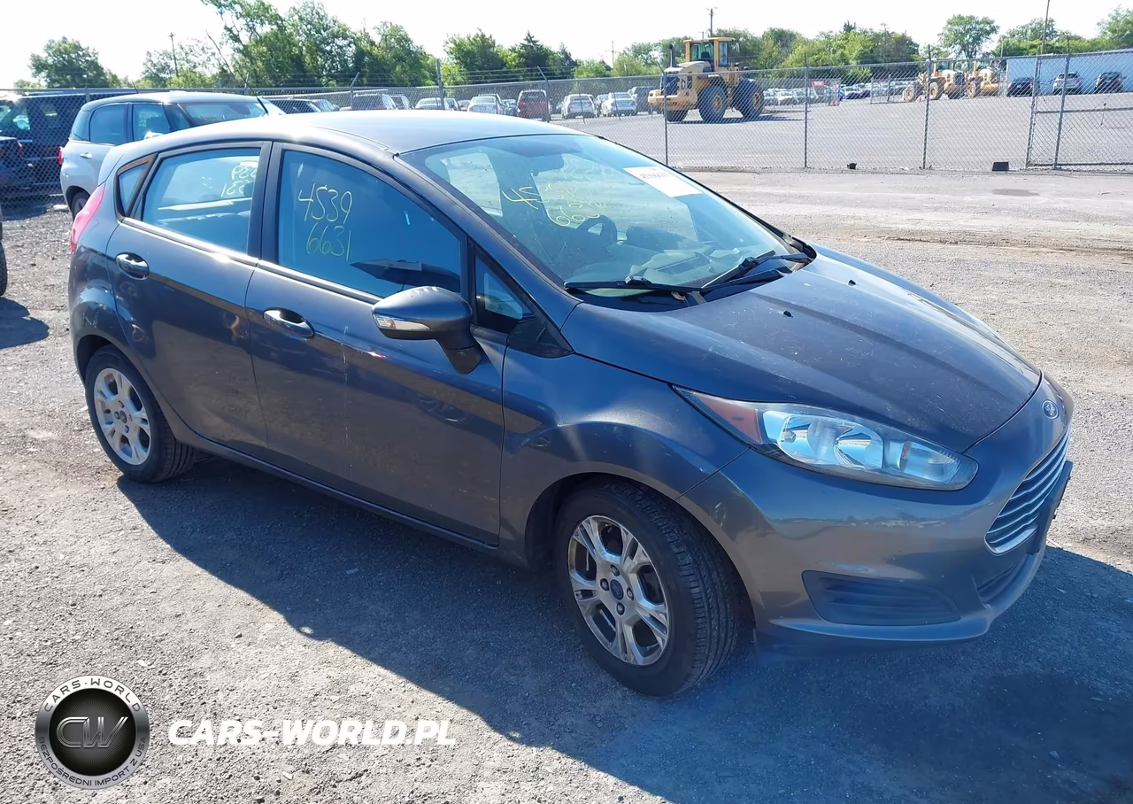 2015 Ford Fiesta Se – zdjęcie 1 z 11