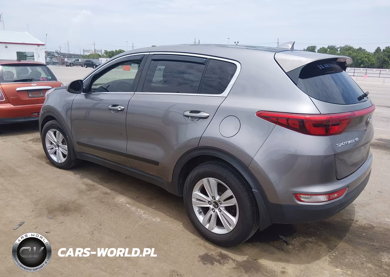 2018 Kia Sportage Lx VIN:KNDPM3AC7J7444983 - 3