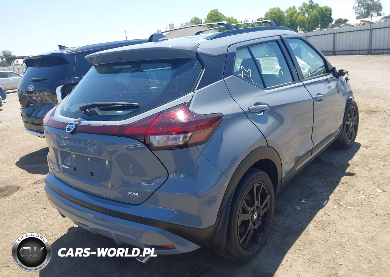 2021 Nissan Kicks Sr Xtronic Cvt VIN:3N1CP5DVXML510170 - 4