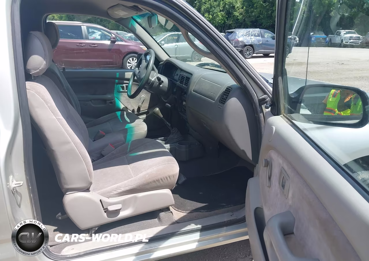 2001 Toyota Tacoma VIN:5TEVL52N11Z876547 - 5