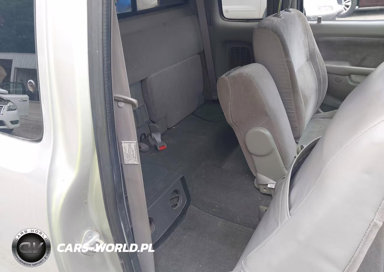 2001 Toyota Tacoma VIN:5TEVL52N11Z876547 - 8