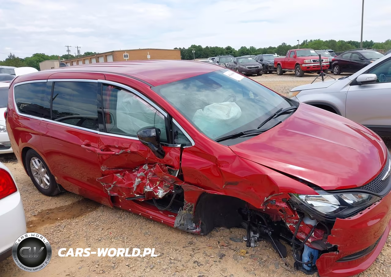 2025 Chrysler Voyager Lx VIN:2C4RC1CG3SR533546 - 13