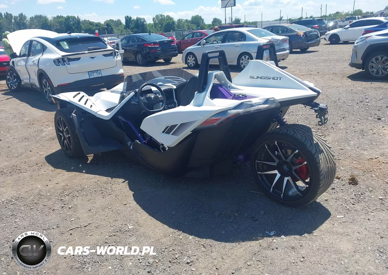 2024 Polaris Slingshot VIN:57XAARHB5R8164653 - 3