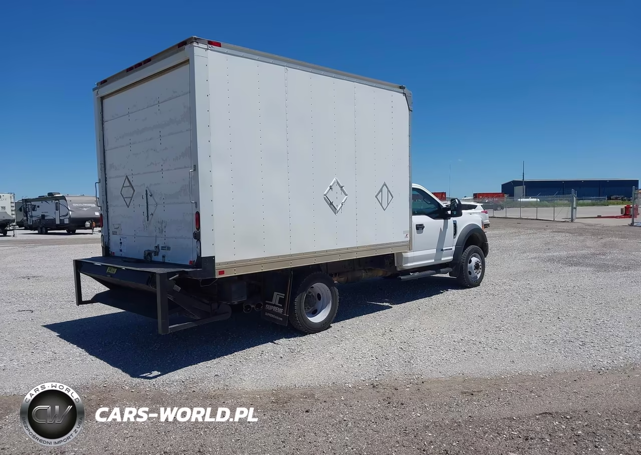 2017 Ford F-550 Chassis Xl-Xlt VIN:1FDUF5GT4HED60055 - 4