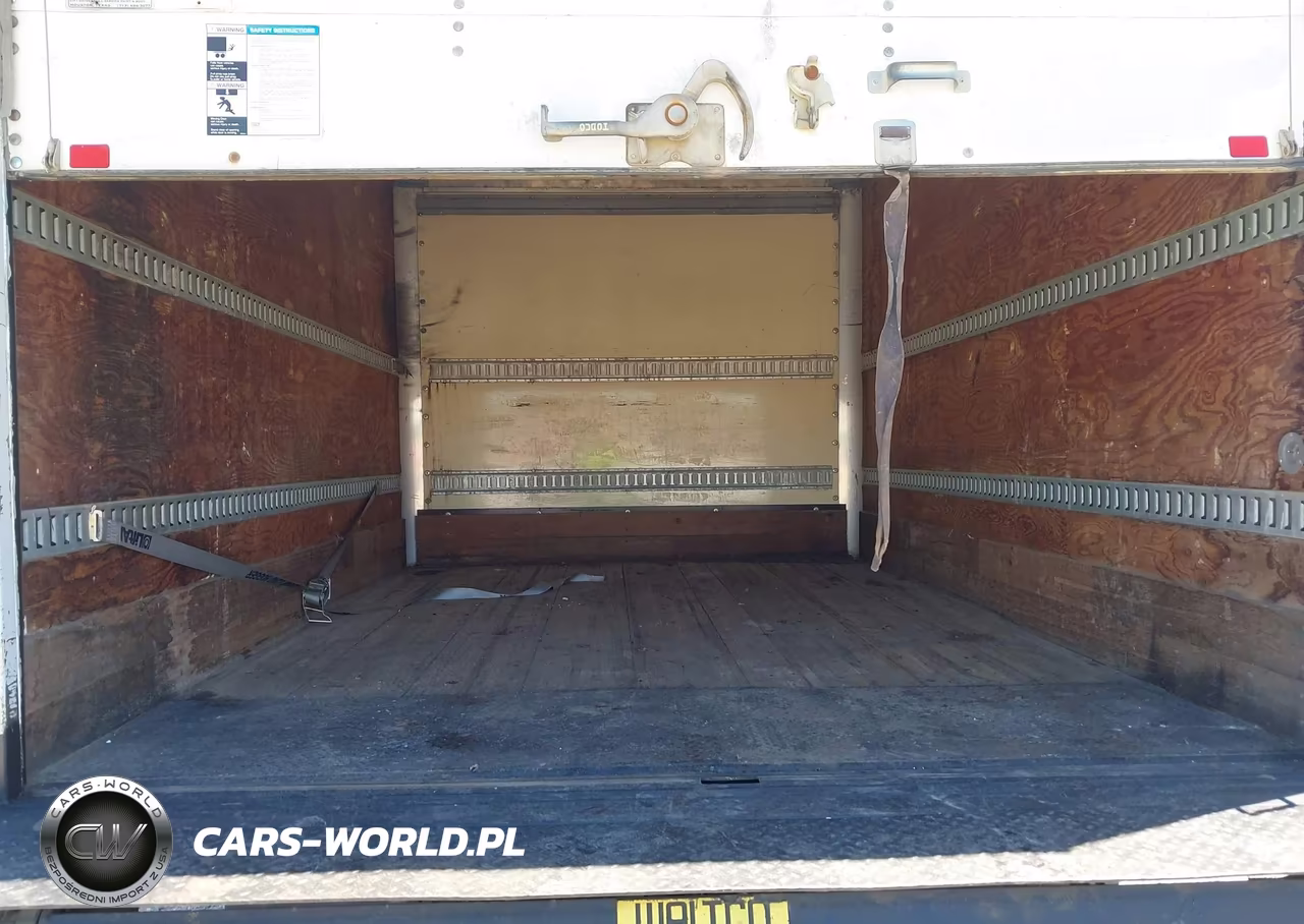 2017 Ford F-550 Chassis Xl-Xlt VIN:1FDUF5GT4HED60055 - 6
