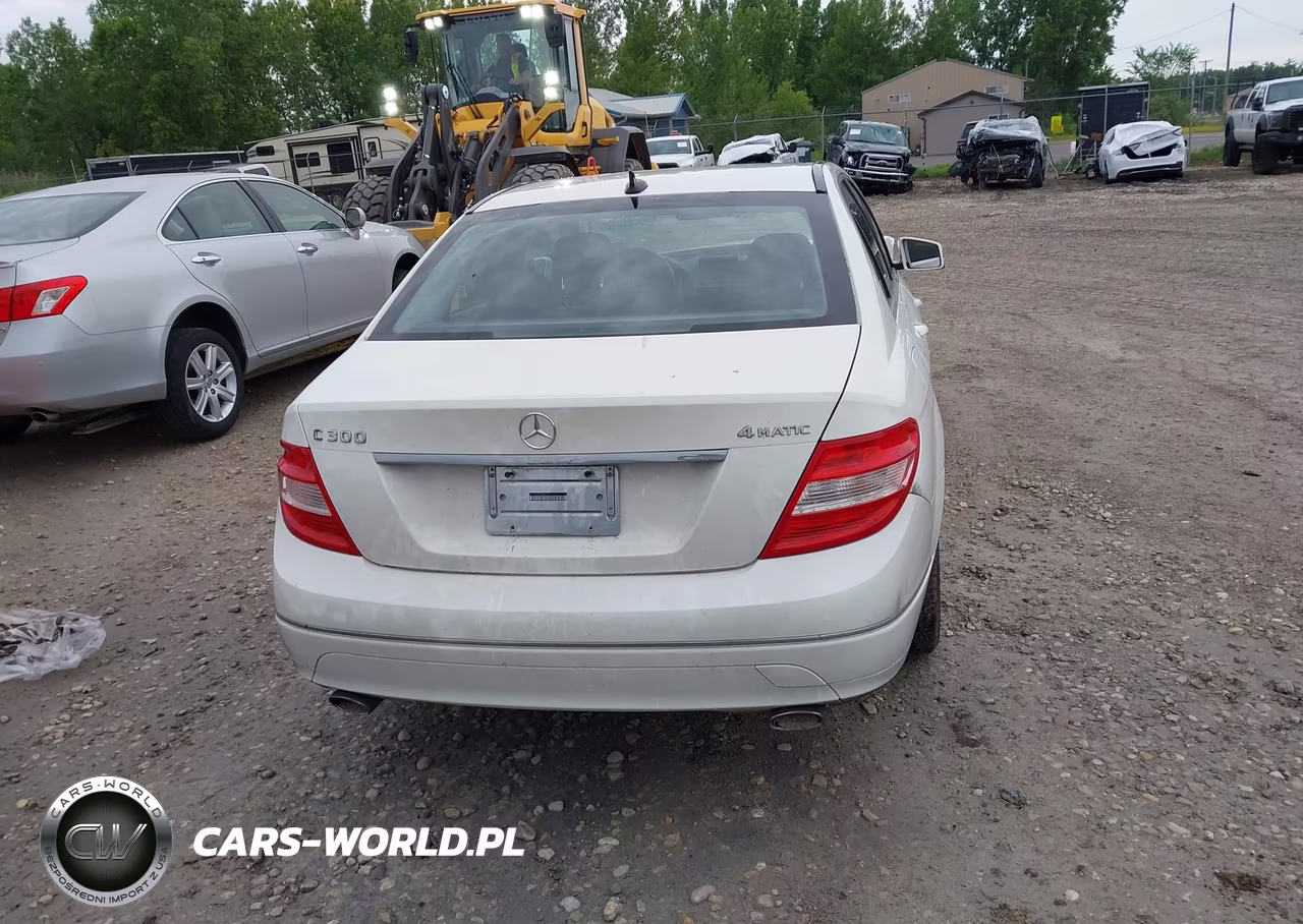 2011 Mercedes-Benz C 300 Luxury 4Matic-Sport 4Matic VIN:WDDGF8BB0BR139379 - 17
