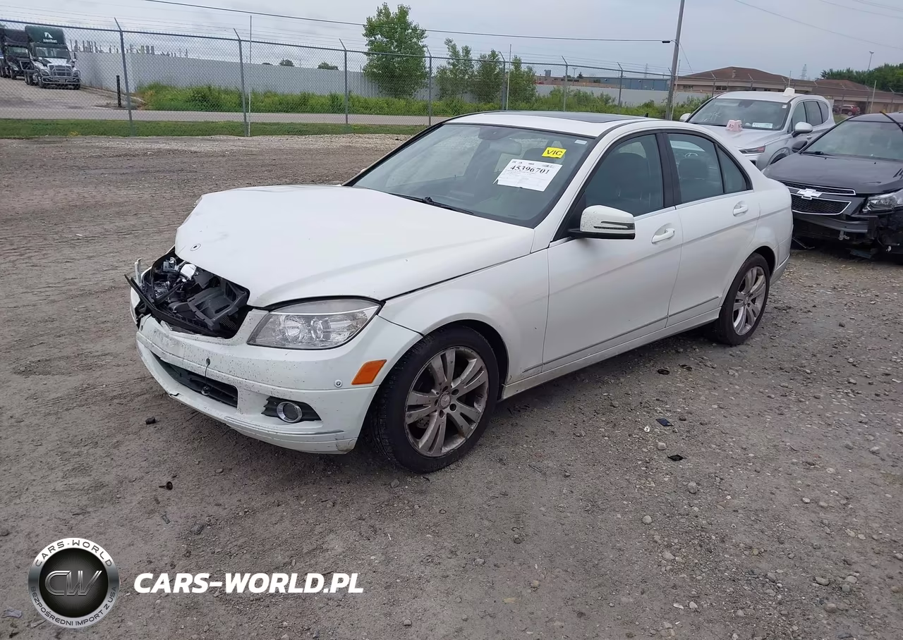 2011 Mercedes-Benz C 300 Luxury 4Matic-Sport 4Matic VIN:WDDGF8BB0BR139379 - 2