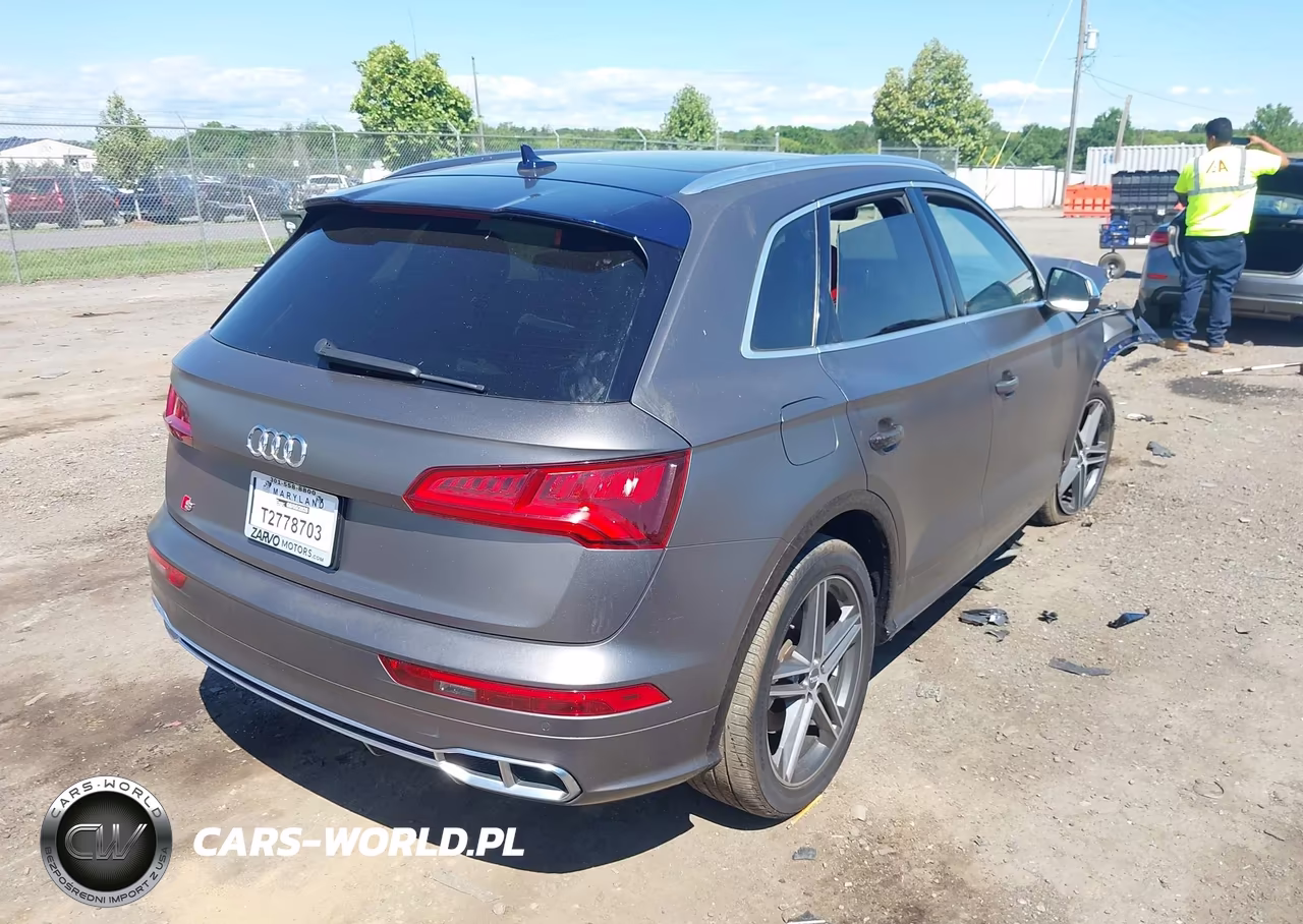 2018 Audi Sq5 3.0T Premium Plus VIN:WA1C4AFY0J2223319 - 4