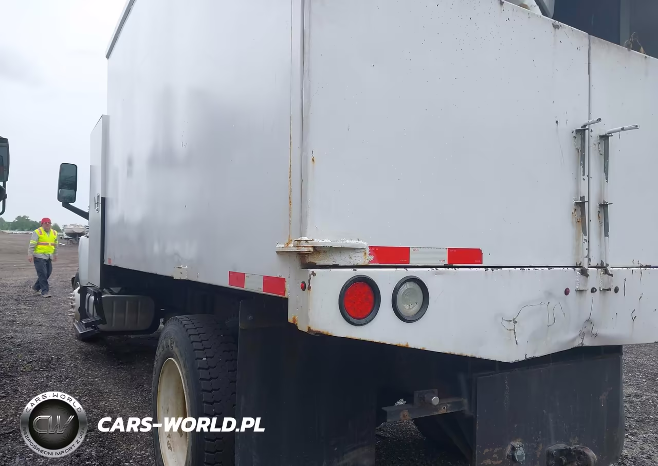 2004 Chevrolet Cc7500 VIN:1GBJ7C1C44F505945 - 3