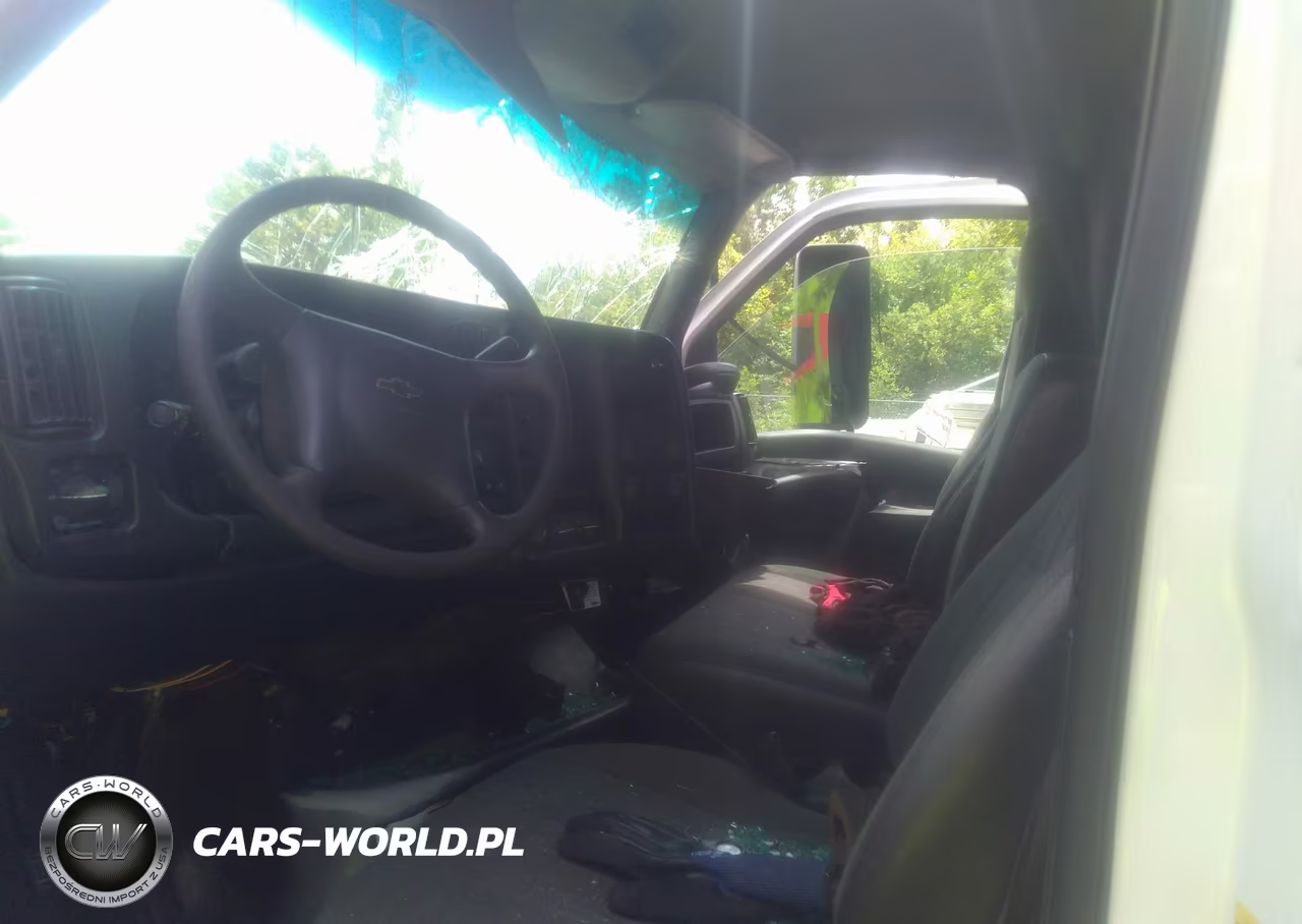 2004 Chevrolet Cc7500 VIN:1GBJ7C1C44F505945 - 5