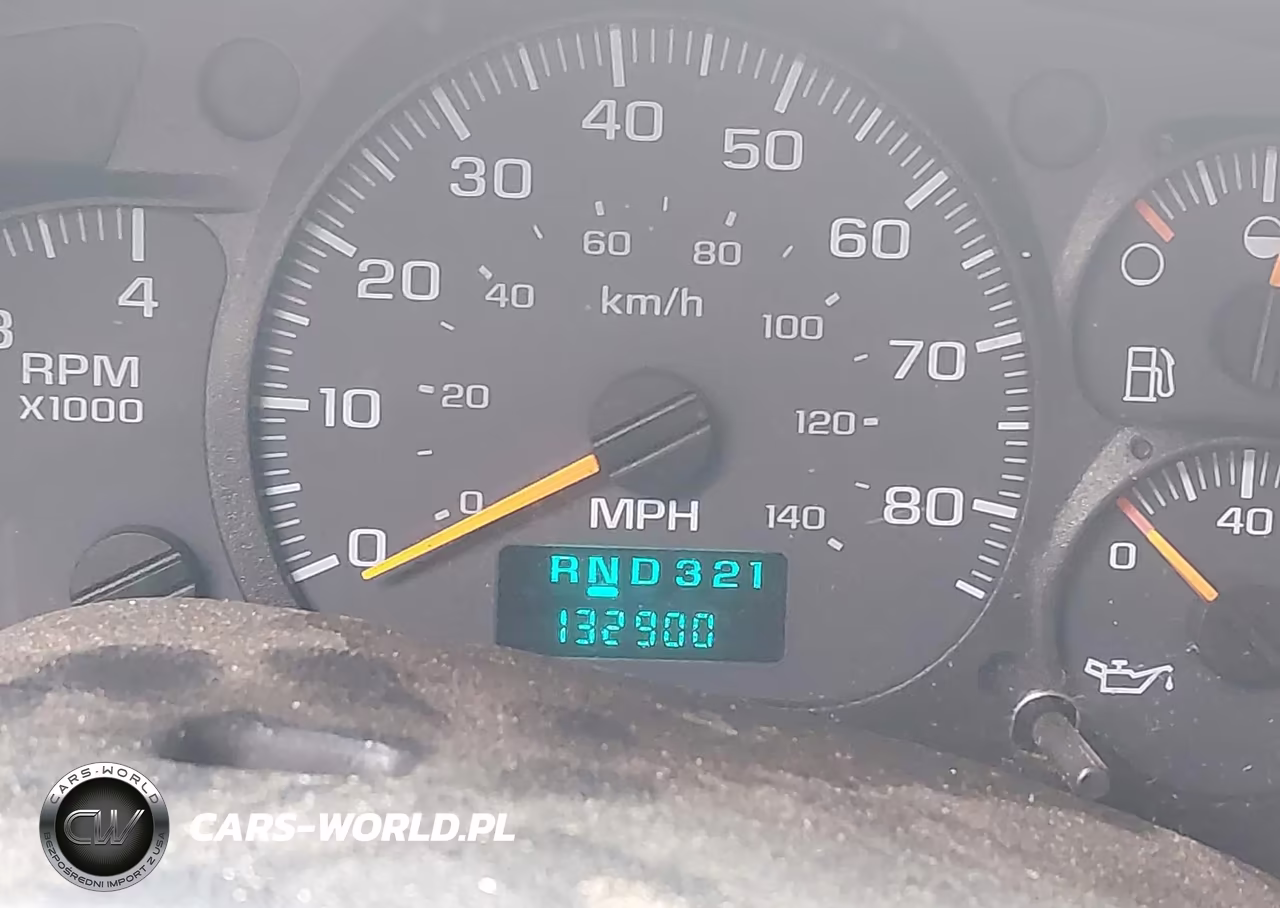2004 Chevrolet Cc7500 VIN:1GBJ7C1C44F505945 - 6