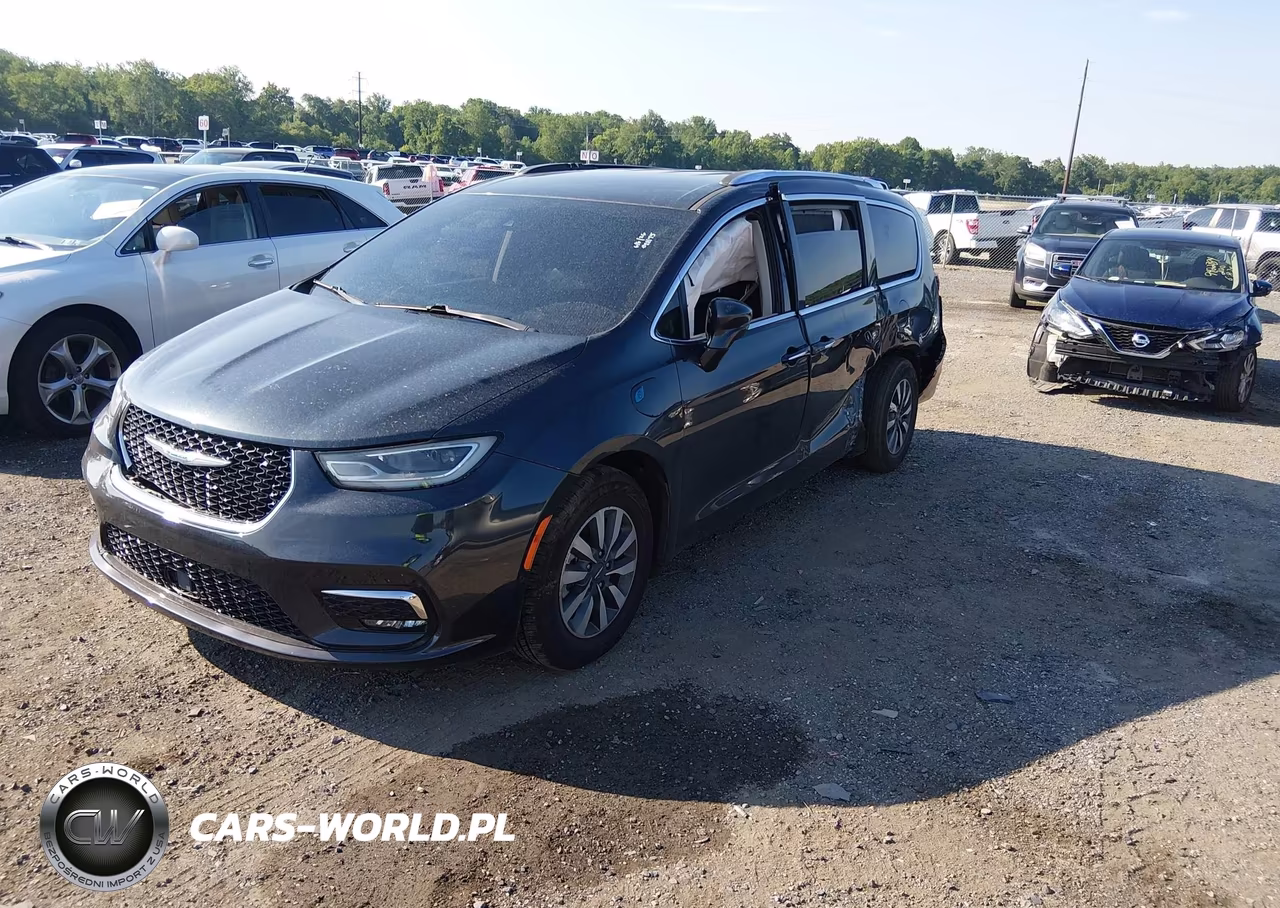 2021 Chrysler Pacifica Hybrid Touring L VIN:2C4RC1L76MR594716 - 2