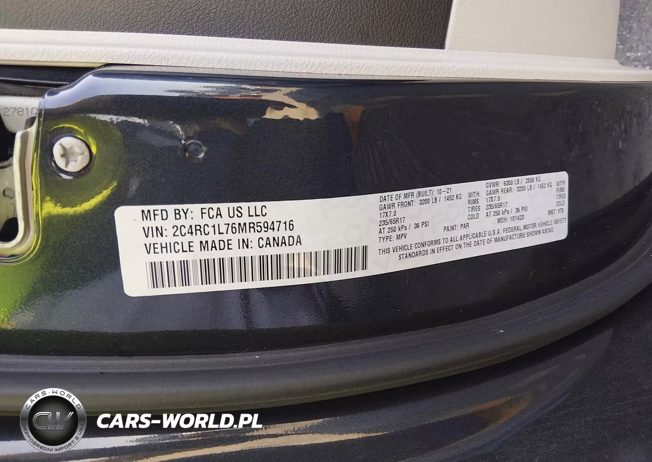 2021 Chrysler Pacifica Hybrid Touring L VIN:2C4RC1L76MR594716 - 9
