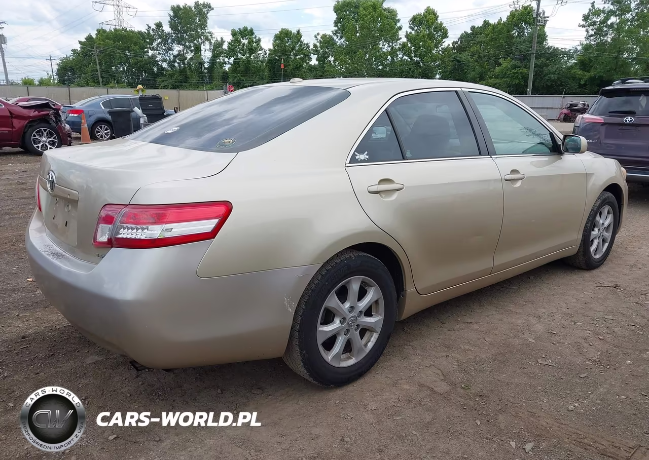 2011 Toyota Camry Le VIN:4T4BF3EKXBR110232 - 4