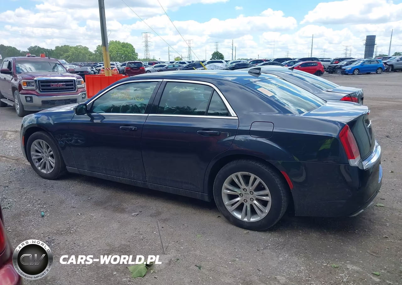 2017 Chrysler 300 Limited VIN:2C3CCAAG1HH512223 - 14