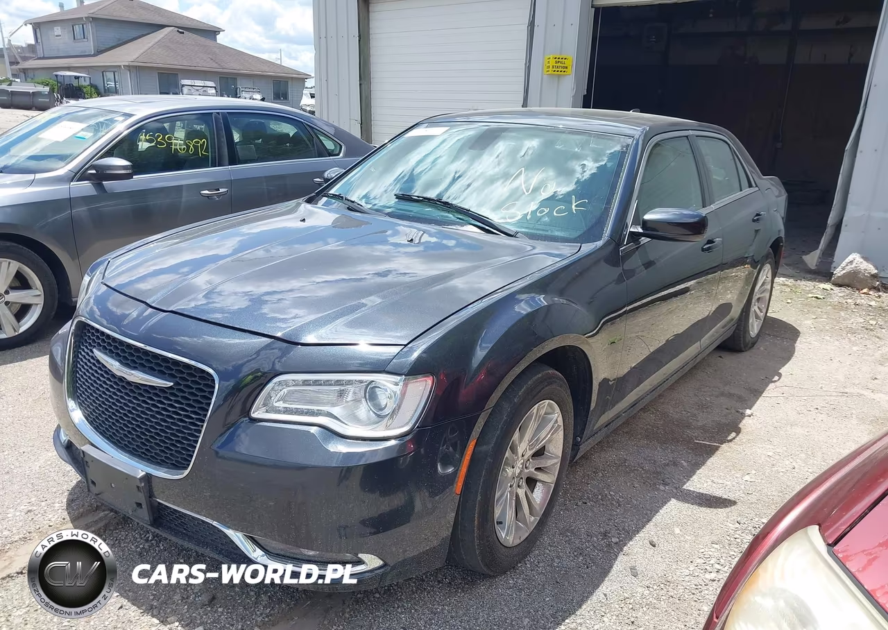 2017 Chrysler 300 Limited VIN:2C3CCAAG1HH512223 - 2