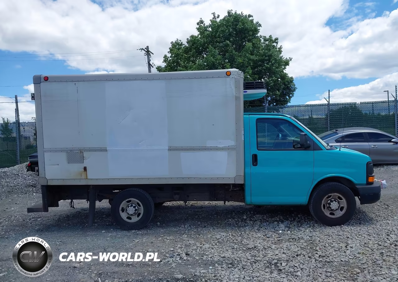 2016 Chevrolet Express Cutaway 3500 VIN:1GB0GRFF7G1141779 - 14