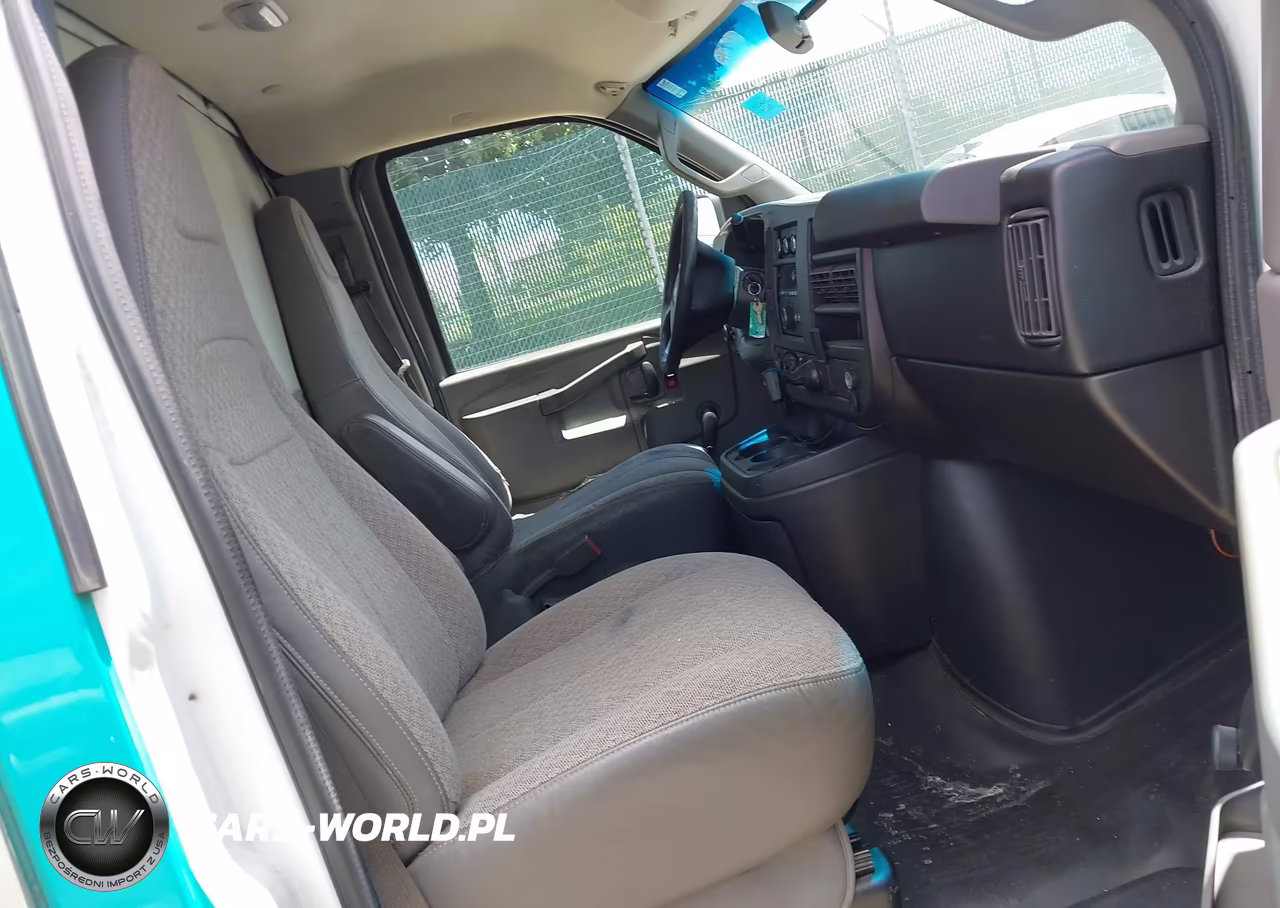2016 Chevrolet Express Cutaway 3500 VIN:1GB0GRFF7G1141779 - 7