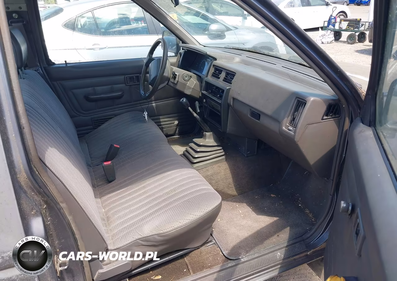 1990 Nissan D21 Short Bed VIN:1N6SD11S2LC424931 - 5