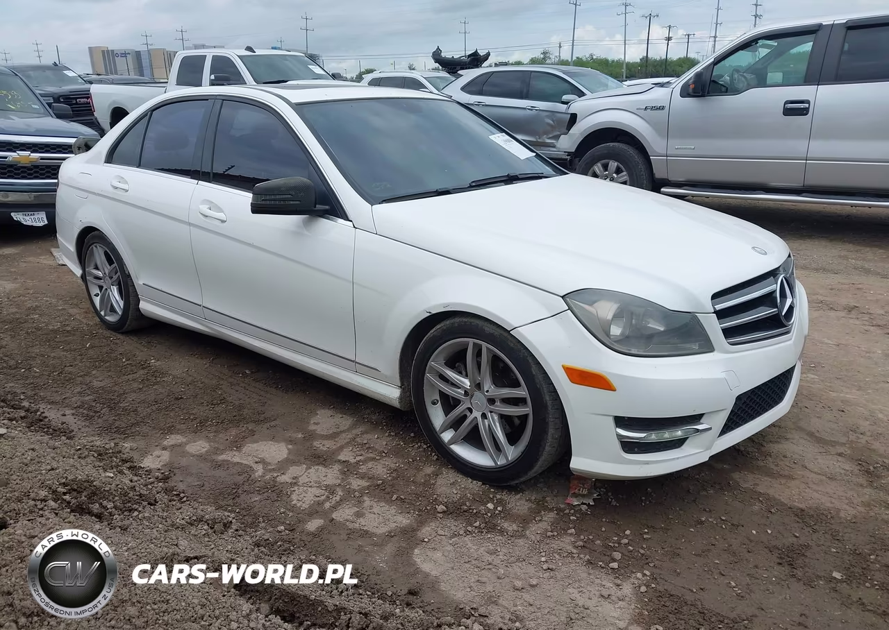 2014 Mercedes-Benz C 250 Sport