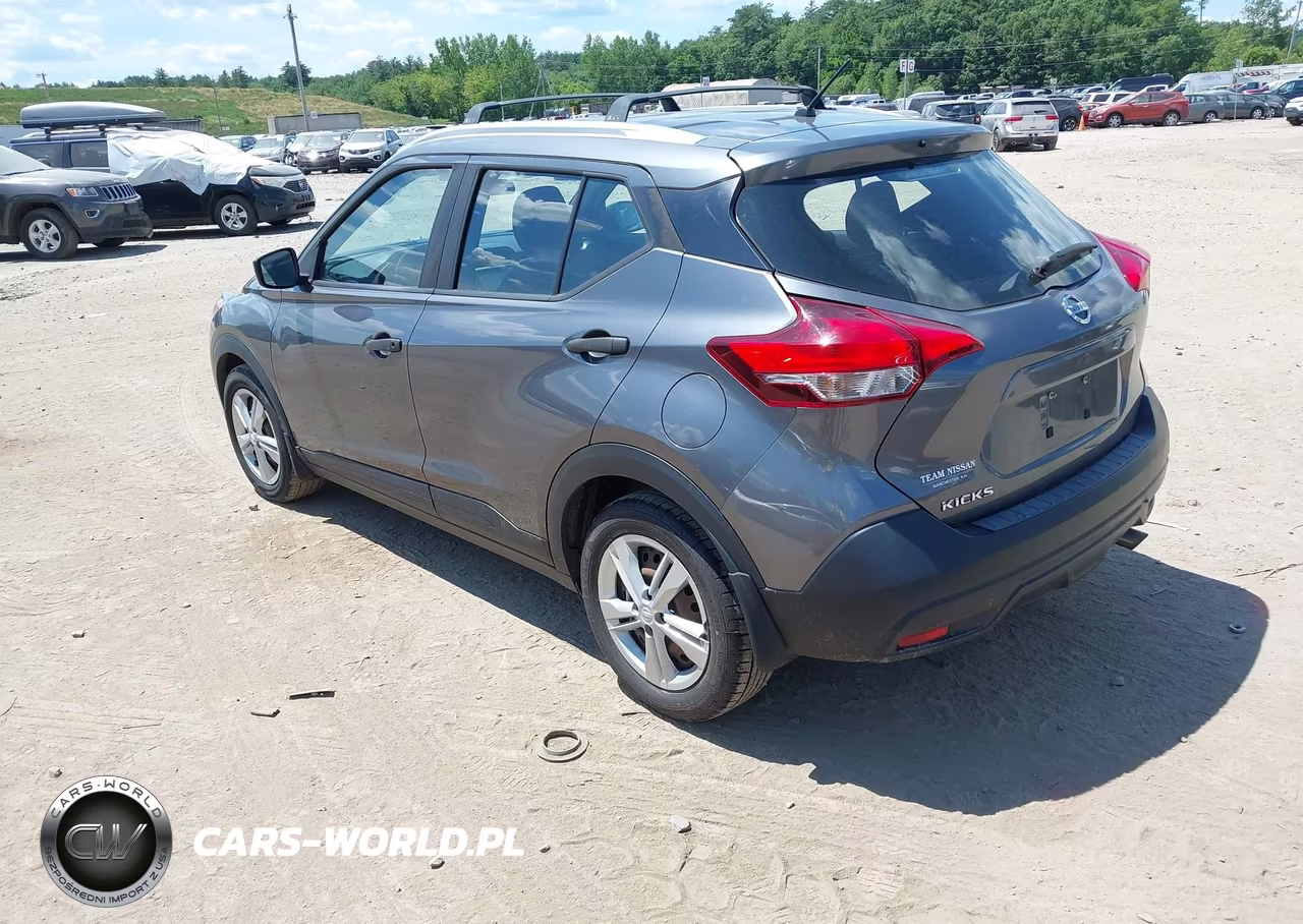 2018 Nissan Kicks S VIN:3N1CP5CU8JL498864 - 3