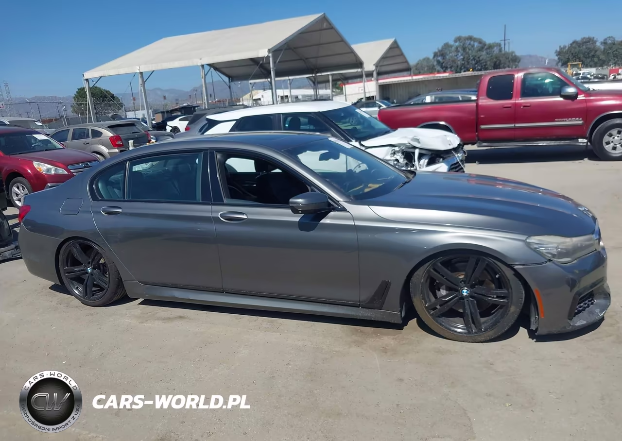 2016 BMW 740 I VIN:WBA7E2C57GG547607 - 13