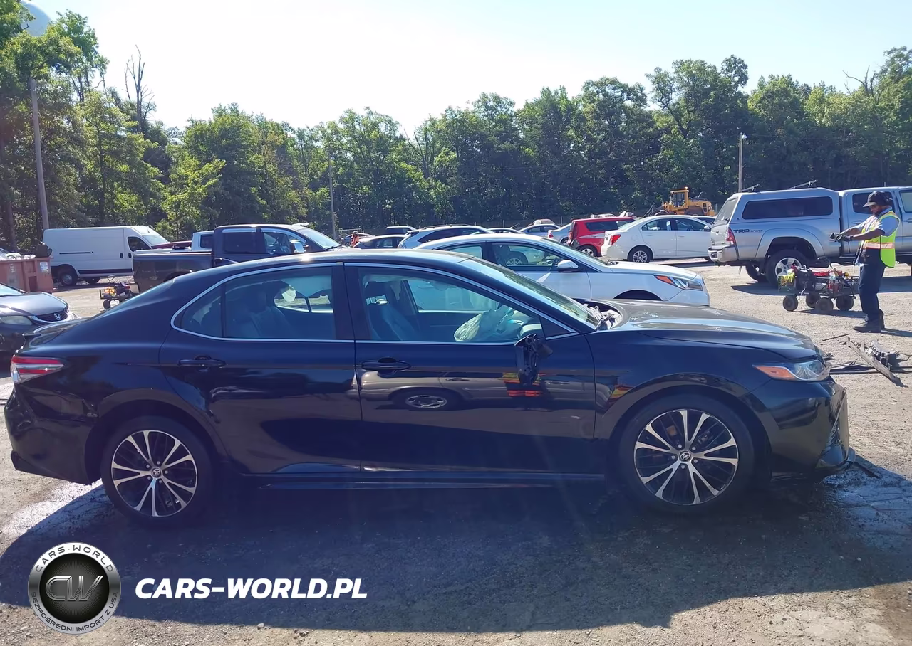 2020 Toyota Camry Se VIN:4T1G11AK3LU364603 - 13
