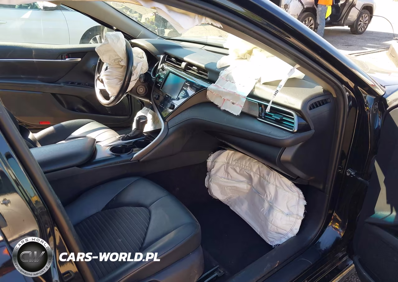 2020 Toyota Camry Se VIN:4T1G11AK3LU364603 - 5