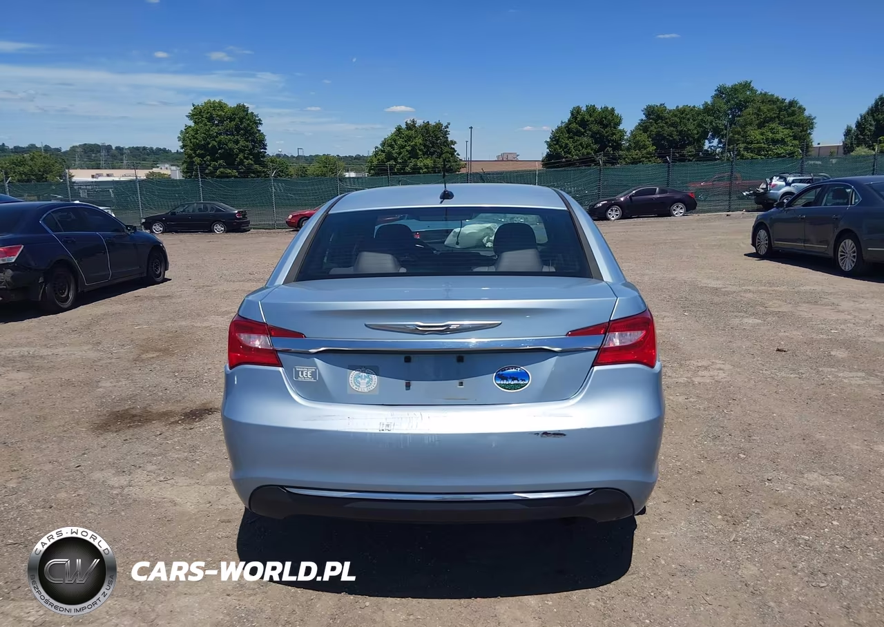 2013 Chrysler 200 Touring VIN:1C3CCBBB4DN540205 - 16