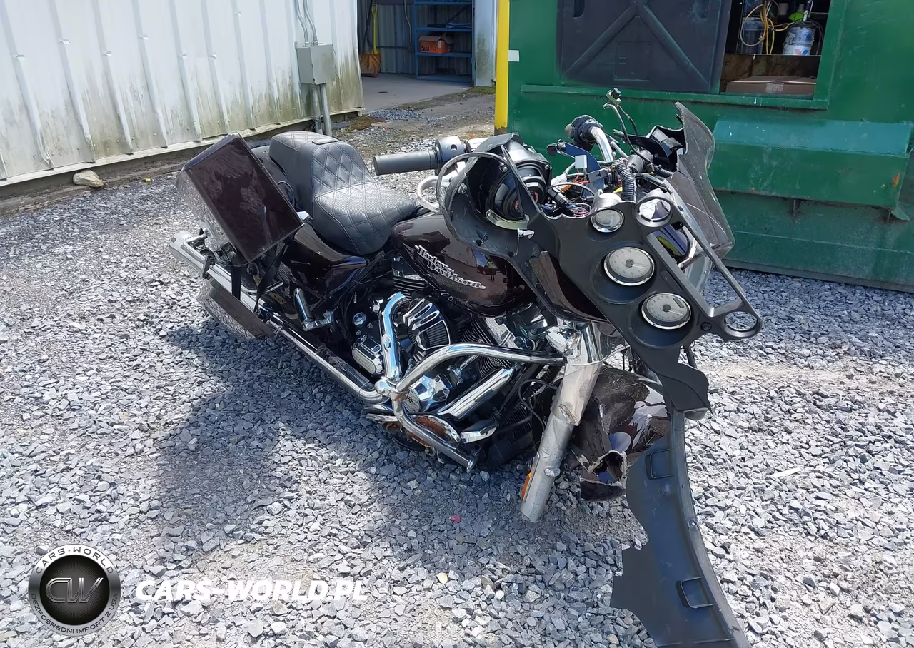 2011 Harley-Davidson Flhx