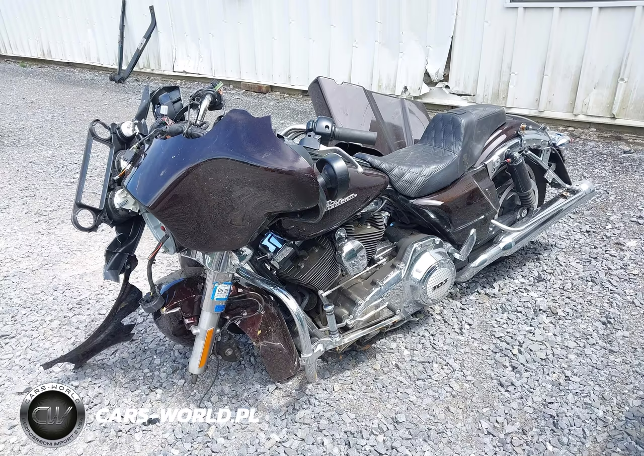 2011 Harley-Davidson Flhx VIN:1HD1KBM11BB667565 - 2