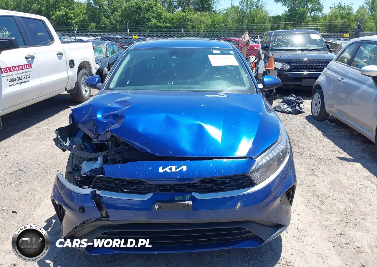 2023 Kia Forte Lxs VIN:3KPF24AD2PE613395 - 12