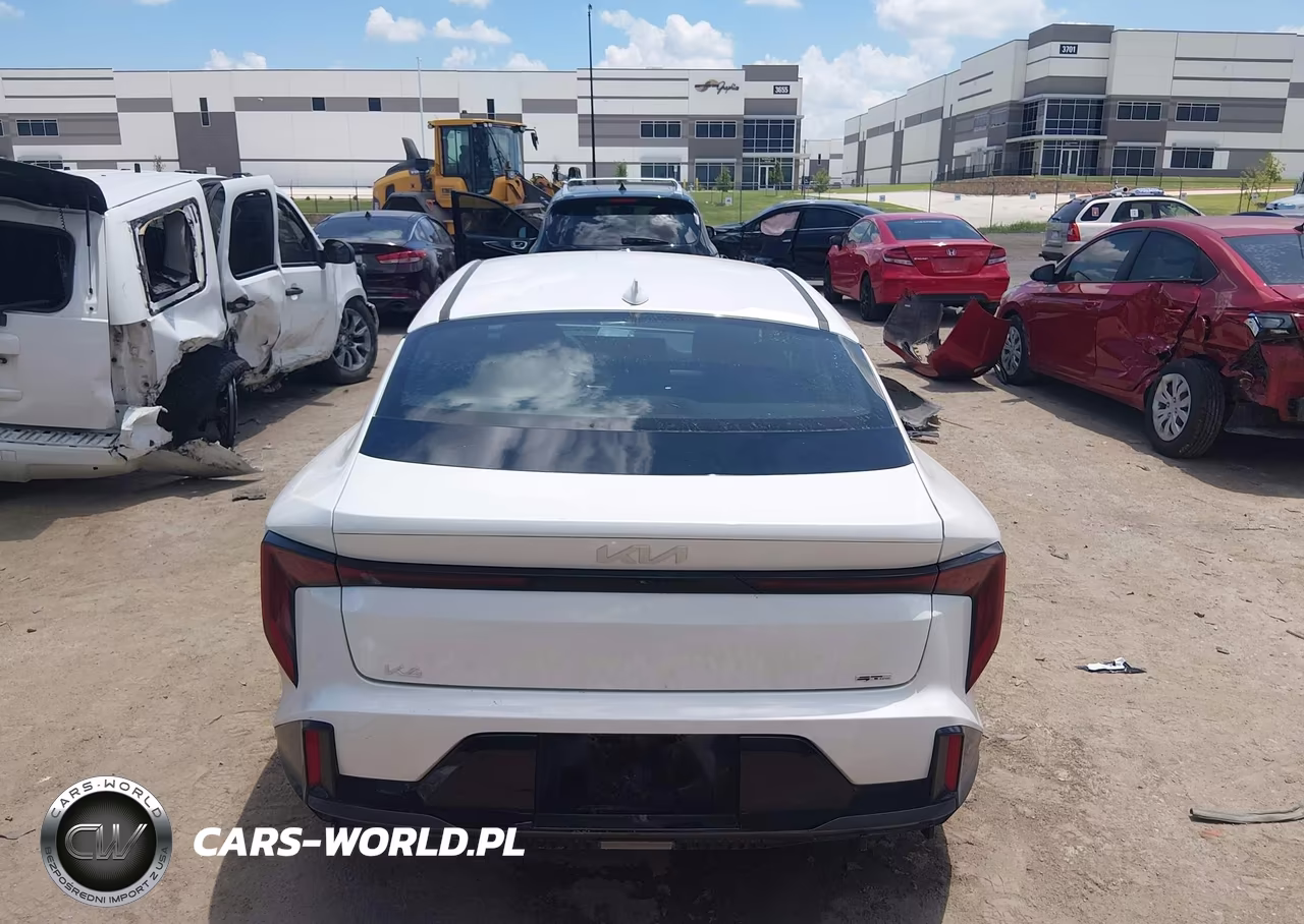 2025 Kia K4 Gt-Line VIN:3KPFW4DE8SE248805 - 16