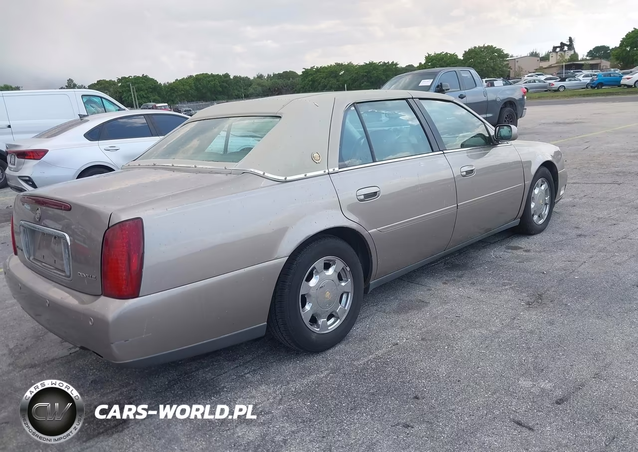 2000 Cadillac Deville Standard VIN:1G6KD54Y3YU236837 - 4