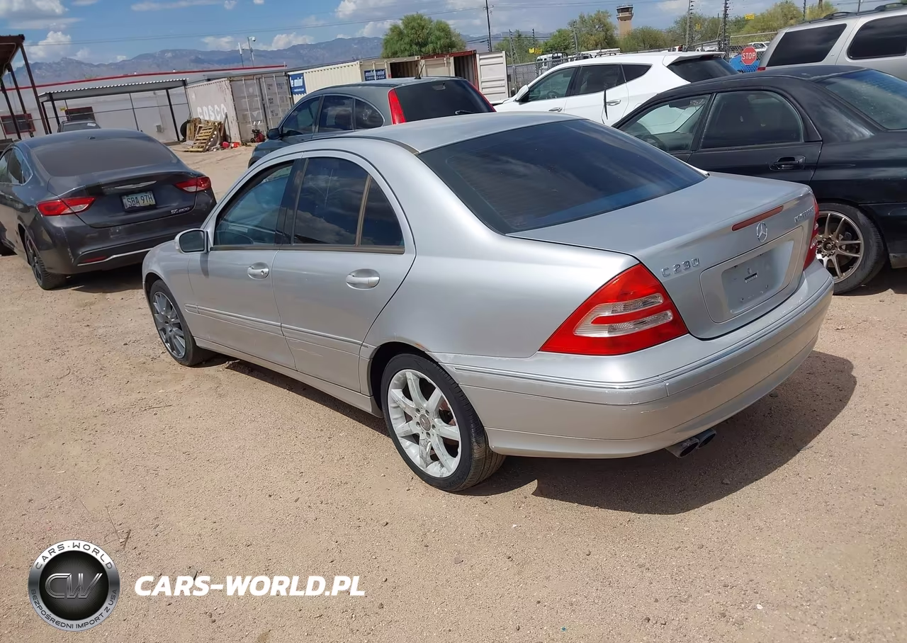 2003 Mercedes-Benz C 230 Kompressor Sport VIN:WDBRF40J33A473197 - 3