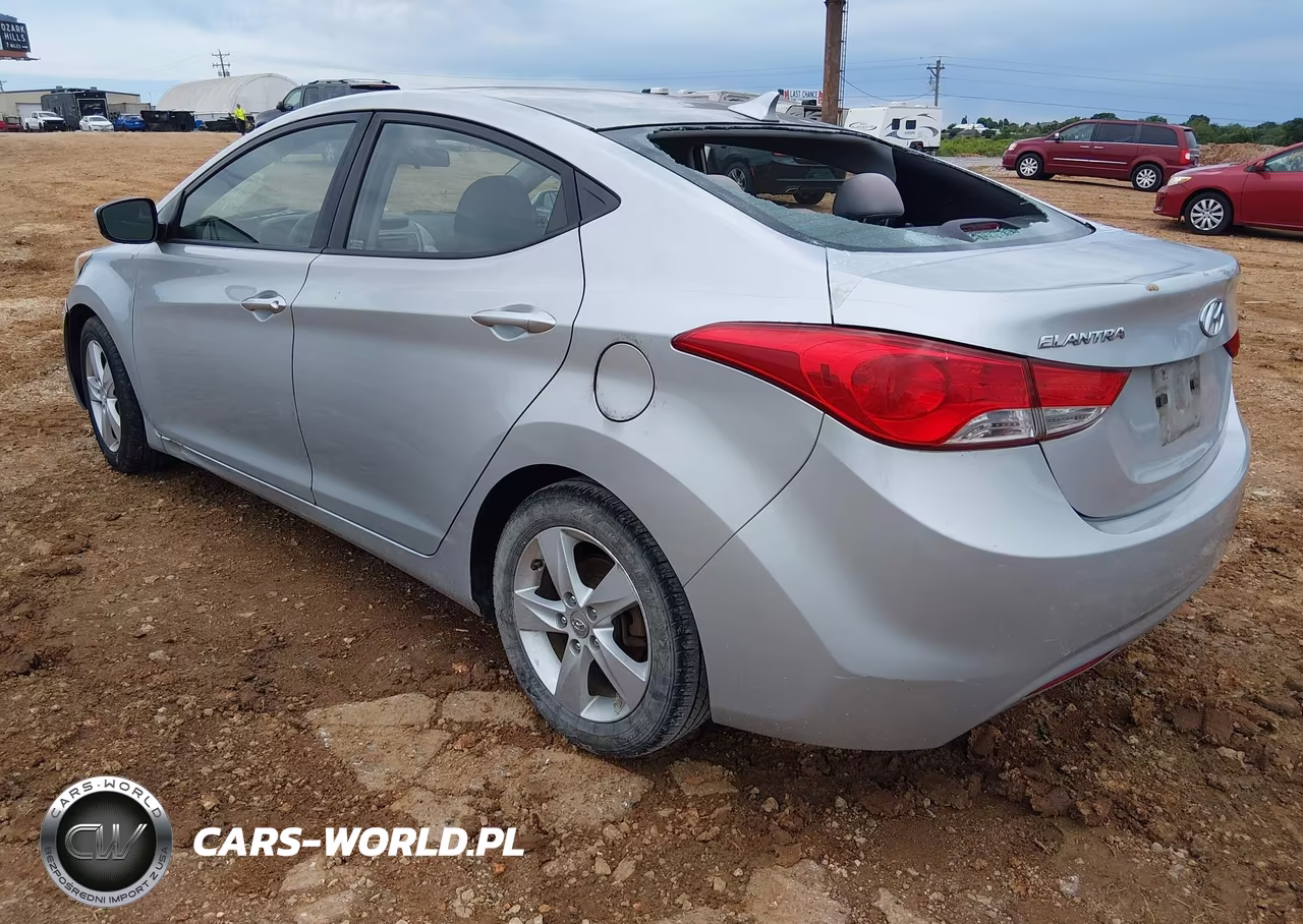 2013 Hyundai Elantra Gls VIN:5NPDH4AEXDH347291 - 3