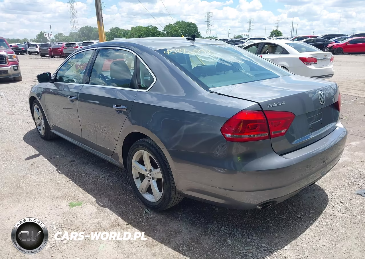 2013 Volkswagen Passat 2.5L Se VIN:1VWBH7A31DC001887 - 3