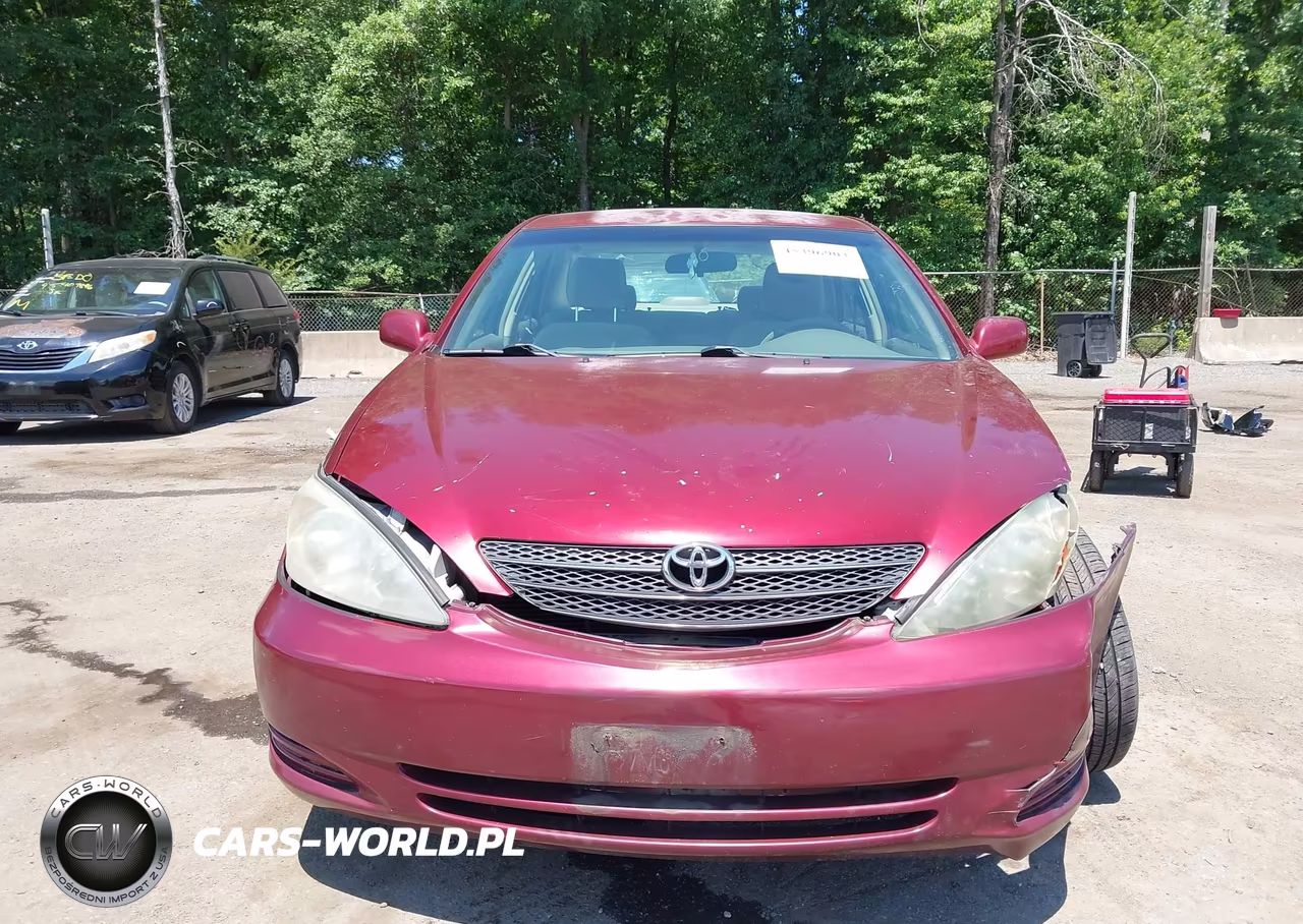 2004 Toyota Camry Le VIN:4T1BE32K74U281895 - 12