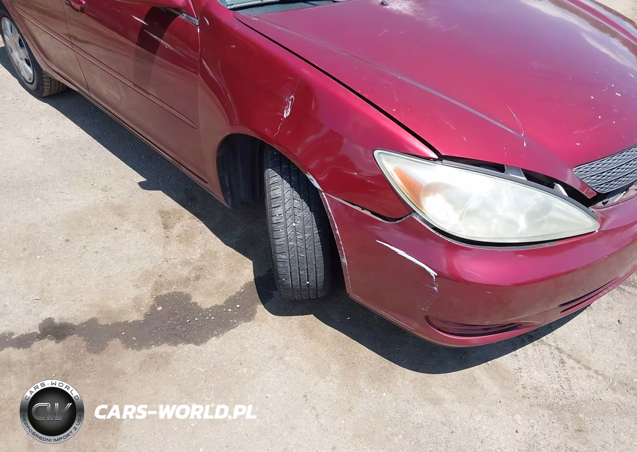 2004 Toyota Camry Le VIN:4T1BE32K74U281895 - 17