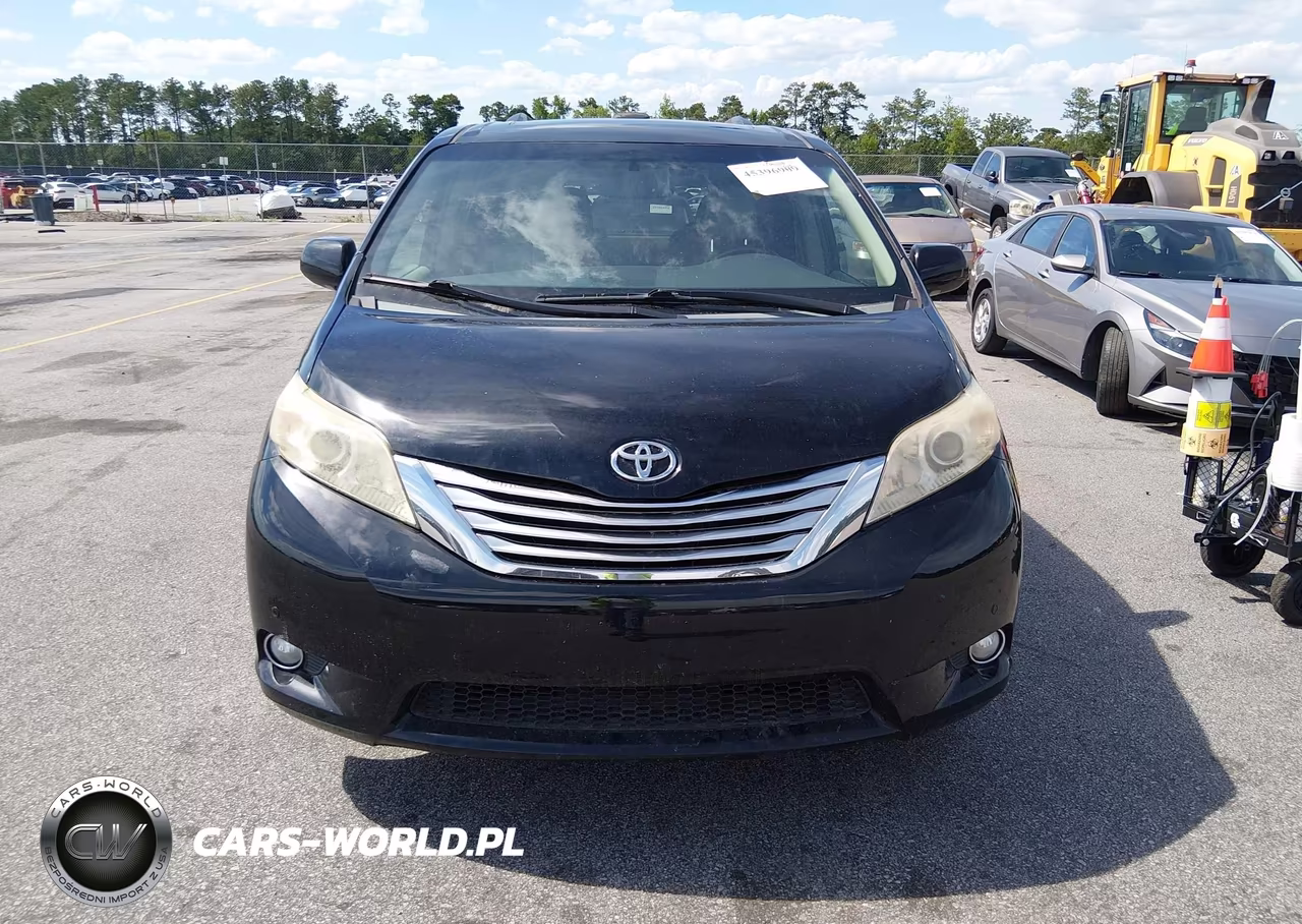 2011 Toyota Sienna Limited VIN:5TDDK3DC3BS024956 - 12