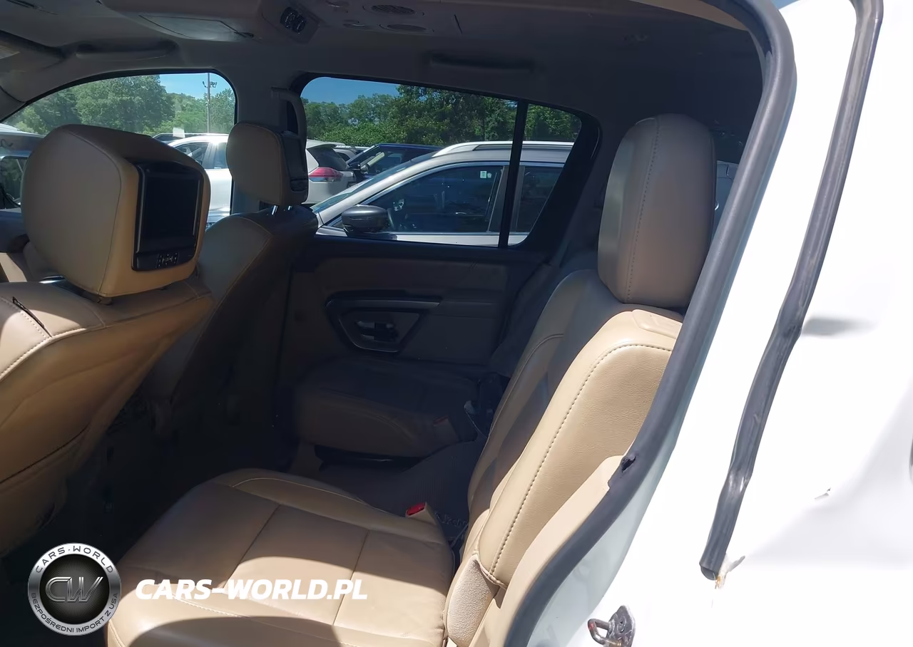2015 Nissan Armada Platinum VIN:5N1BA0NCXFN621486 - 8