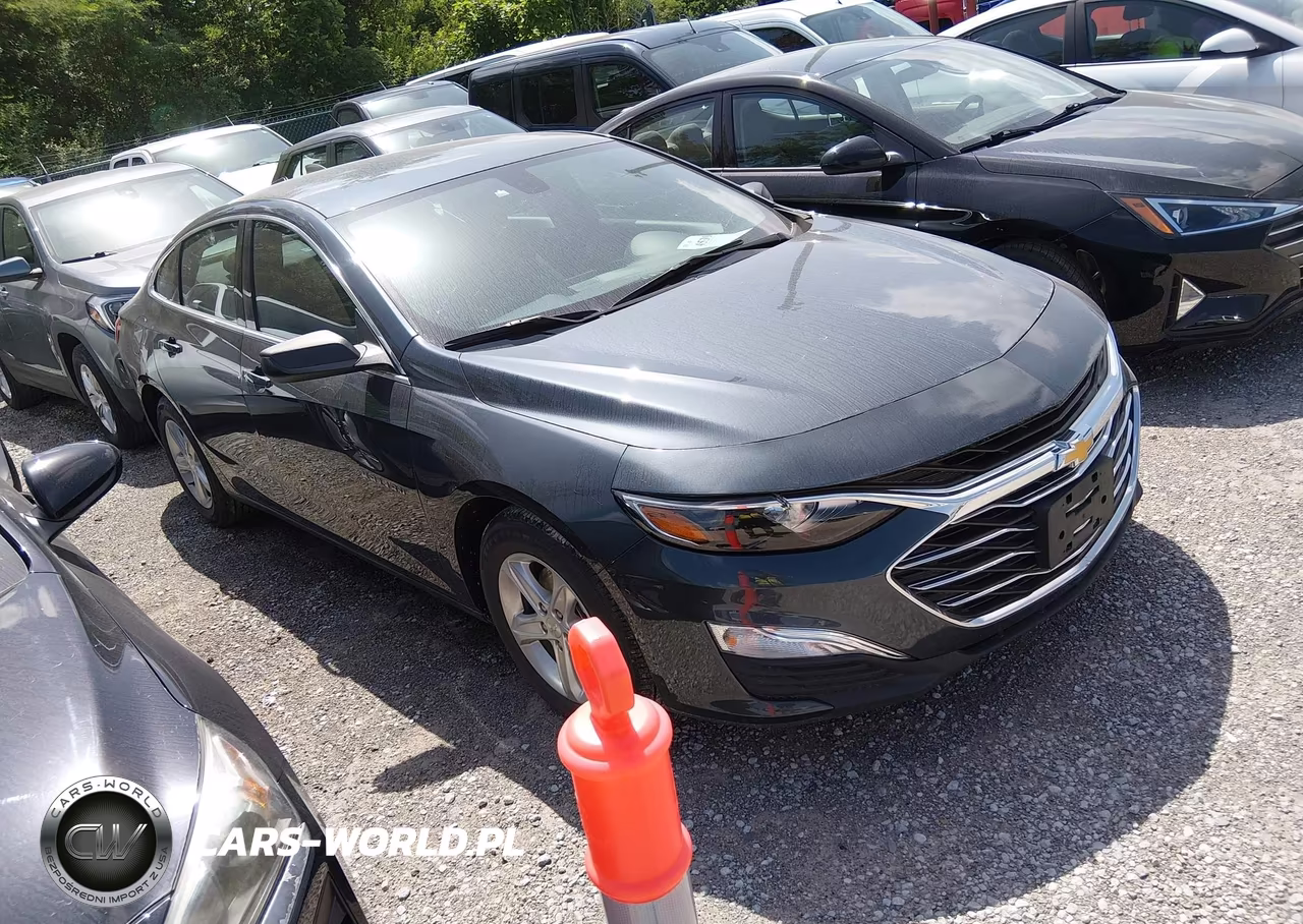 2020 Chevrolet Malibu Fwd 1Fl – zdjęcie 1 z 16