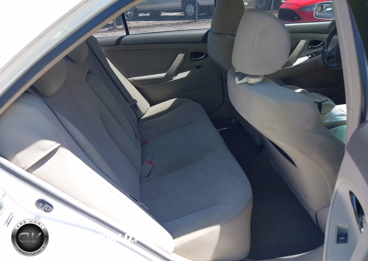 2010 Toyota Camry Le VIN:4T4BF3EK4AR026194 - 8